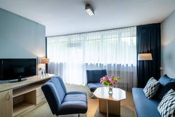 Фото номера Стандартный двухместный люкс с 1 кроватью Отель Hotel Nawigator г. Шавница 6