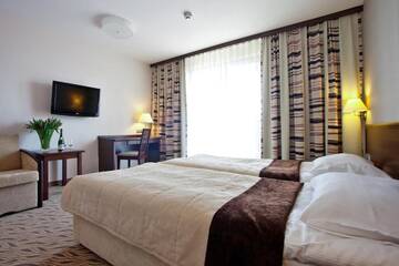 Фото номера Двухместный номер с 2 отдельными кроватями Отель Hotel SPA Budowlani г. Шавница 20